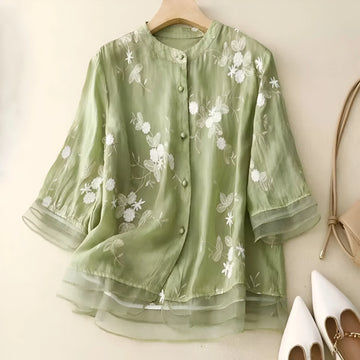 Liora | Blouse fluide brodée à manches trois-quarts pour femme